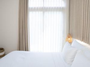 Aquae Villas - Rosa - Luxury Villa - 2bdr with Pool - Kuta Lombok