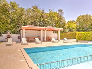 Mobile Home in Banjole near Beach & Pool