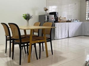 28 Harmoni Homestay, Kamunting