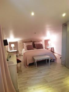 Maisons de vacances LAMATHYE : Chambre Double - Vue sur Parc