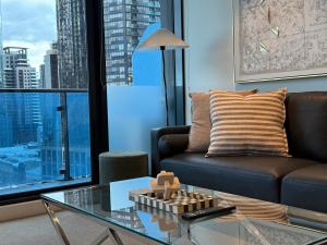 Urban 3 Bedroom Apartment in Southbank
