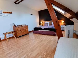 B&B / Chambres d'hotes La Cle des Champs B&B : photos des chambres