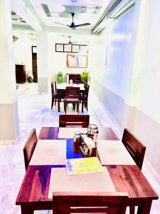 Hotel Bhagwati palace