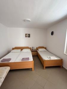 Apartments Vidovic -Lara