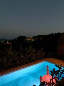 Villas Bargemon villa with modern interior and gorgeous view - with private pool : photos des chambres