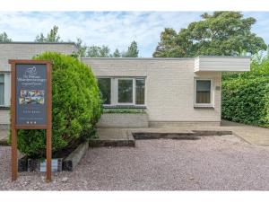 Island Getaway w Spa Bath