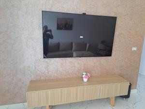 Amazing Apartment in Fanadir Hotel with Nice View F408
