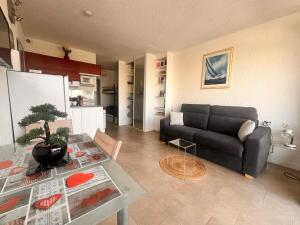 Heliotel Marine Studio 30m2 très lumineux avec terrasse 17m2 au 3eme étage