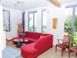 Villa mit Sauna und Garten