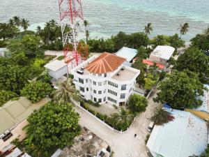 Handhu Runbaa Inn - Dhangethi