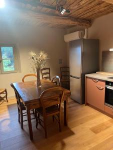 Maisons de vacances Les Grandes Conches : Maison 2 Chambres
