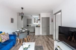 Trendy 2 Bed Flat Sleeps 4