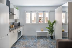 Perla Studio - 2 personas con Piscina, AC y WiFi a 1 min de la playa