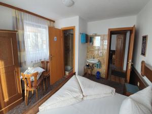 Apartment in Gerlosberg near Ski Lift