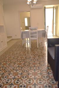 le antiche mura -casa con giardino