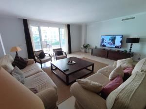 Charming 3 Bedroom Apartment in Puerto Sotogrande