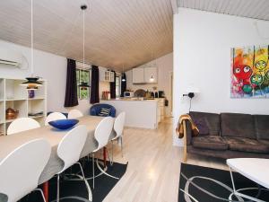 6 person holiday home in Store Fuglede-By Traum