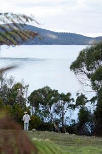 Scenic Getaway with Breathtaking Water Views