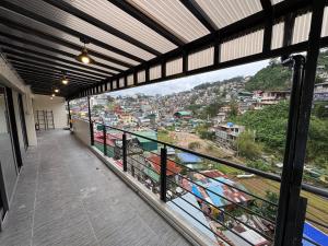 The Skynest Baguio - 6 bedrooms, 3 CRs and a HUGE Balcony