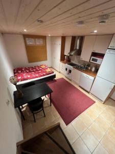 Theater and Beach Apartment