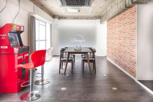 Family Stay Namba Shinsaibashi & Dotonbori Industrial Loft 6Pax