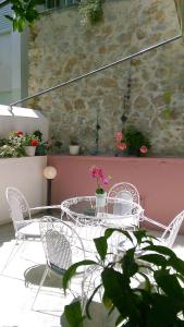 Modern familiar house under Acropolis