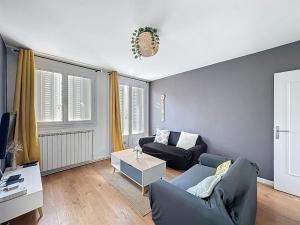 Appartements Le Cosy Genin - 3 Chambres Bureaux Parking : photos des chambres