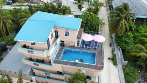 Breeze Haven Surf Retreat
