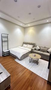 استديو بسرير ماستر هادئ وجميل