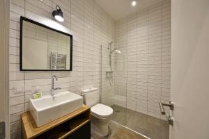 Domillion New modern Vilnius old town studio U2302