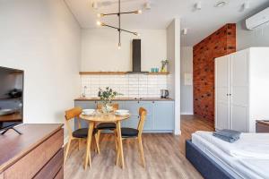 Domillion New modern Vilnius old town studio U2304