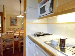 Studio divisible lumineux ski aux pieds avec balcon pour 4 pers. - FR-1-181-2295