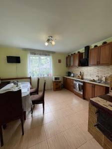 Будиночок на Лузі