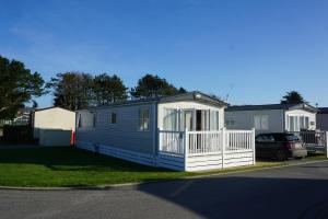 Sarahs Retreat