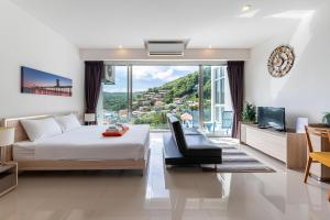 CHIC CONDO - Amazing mountain view near Karon beach B513 - 3hvězdičkové hotely ve městě Karon pláž