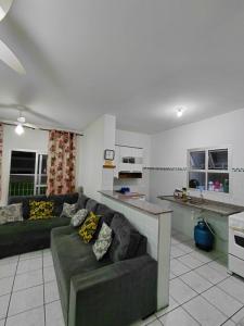 praia grande caiçara 2 quartos,sendo 1 suite