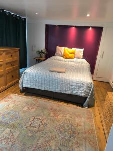 Lovely 2-bedroom flat with terrace in SE5 0TJ