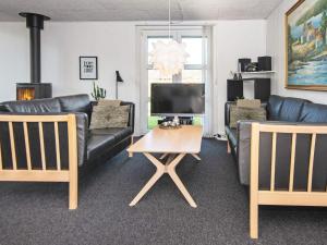 6 person holiday home in Hemmet