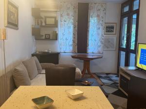 Modern Apartment Free Parking Near Center