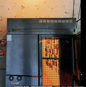 The Hide Out Rambuttri Hostel