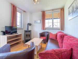 Ski-in ski-out with unique views