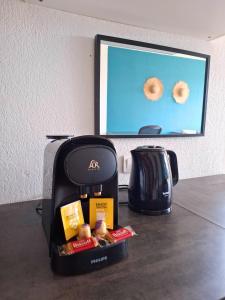 Appartements Terrasse de la pompignane - T2 lumineux plein sud : photos des chambres