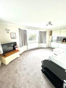 Wonderful two bedroom bungalow in Oxford