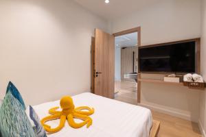 Sense Pool Villa HuaHin - 4BR&BBQ, 5 Min Walk to the Beach