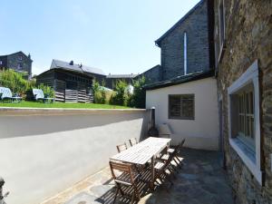 Cozy Cottage Near River