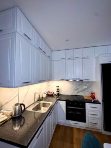 Lake View Royal Stay 2 Bedrooms Panoramic balcony