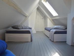 Hiking Roes Nature & Charm