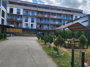 Bakuriani Plaza Sunflowers A108