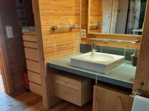 Cottage in Durbuy with Terrace, Garden