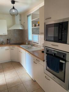 Maison mitoyenne proches des plages